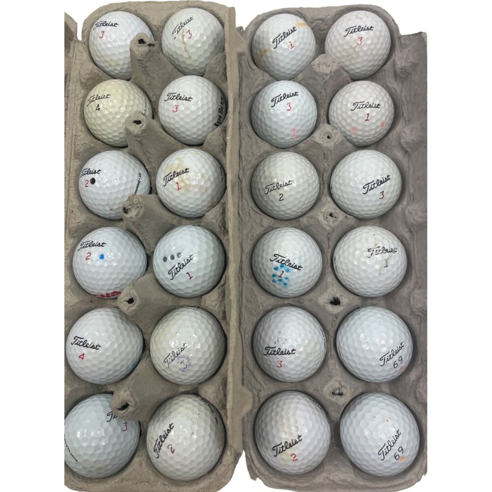 Used Titleist Golf Balls Assorted Numbers Pre-Owned total 24 102a - Picture 1 of 4